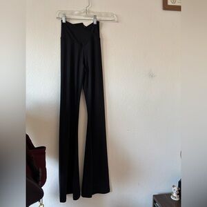 Black Aerie Flared Yoga pants NWT